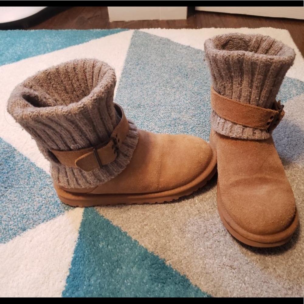 UGG Women’s Cambridge boots size 6 tan chestnut